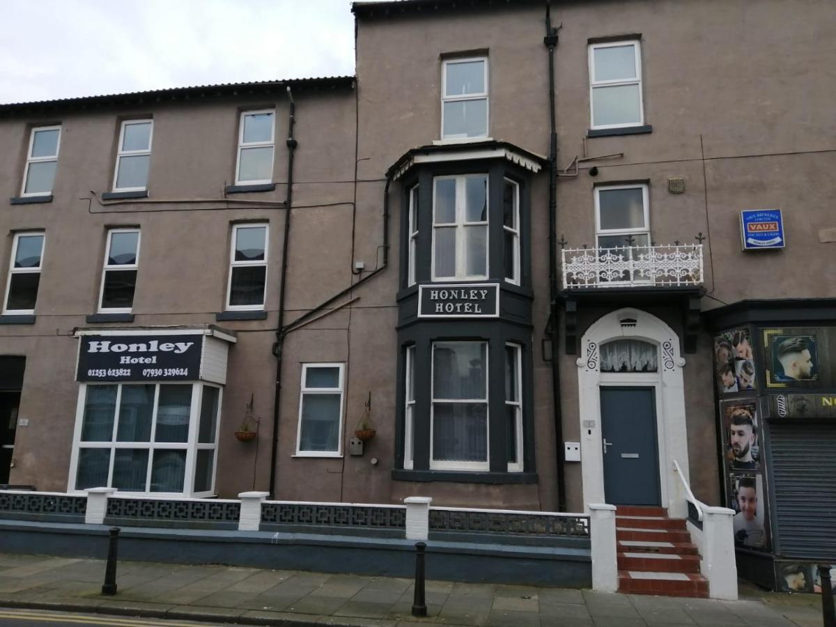 The Honley 3* Blackpool