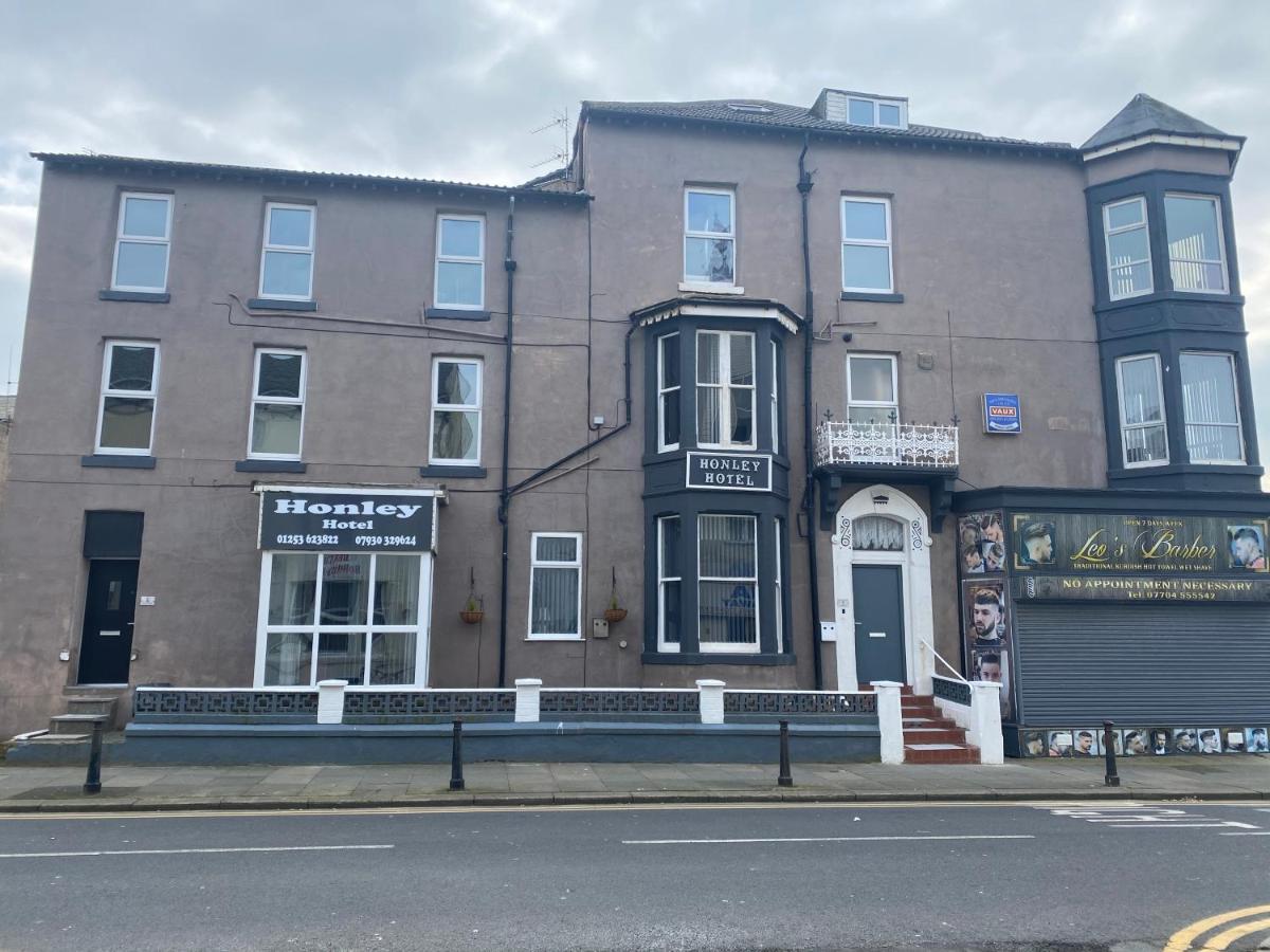 The Honley 3* Blackpool