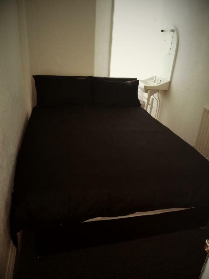 The Honley 3* Blackpool