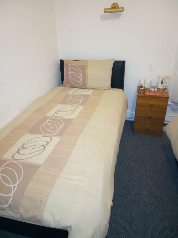 The Honley Hotel Blackpool